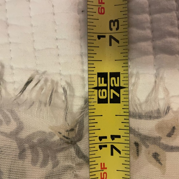 Gauzy raw edge scarf labels removed--grey mulberry olive design on off white - Picture 4 of 7